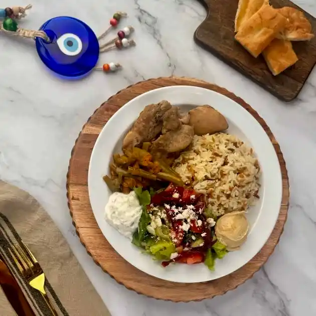 2. Istanbul Tavuk Platter